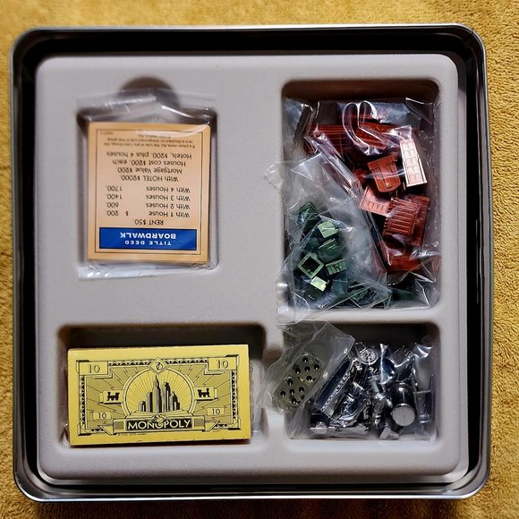 Monopoly 70th Anniversary Edition Board Game in a Tin - Picture 4 of 5